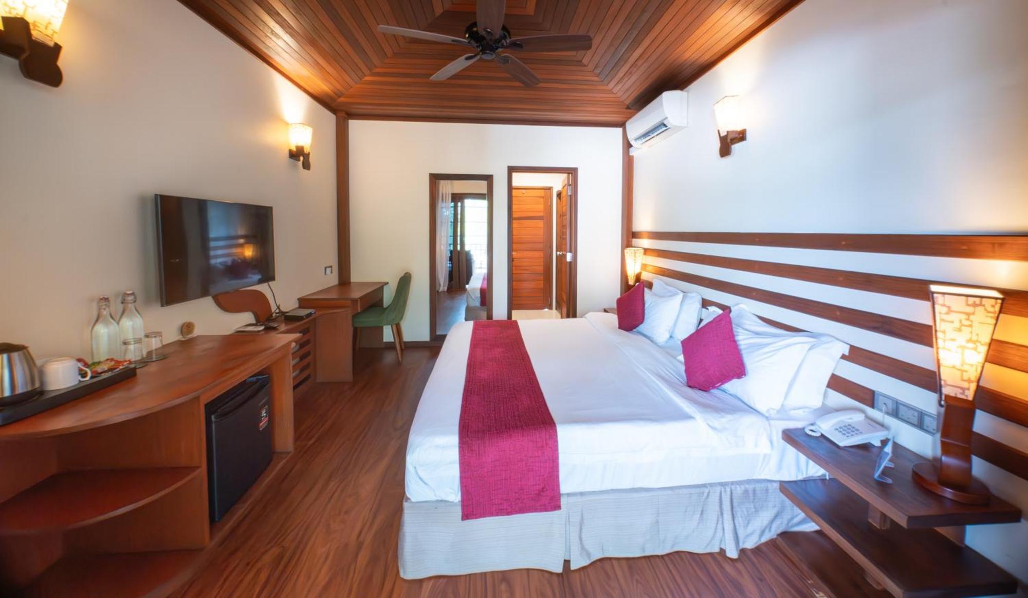 Araamu Hotels Maldives At דיפושי מראה חיצוני תמונה