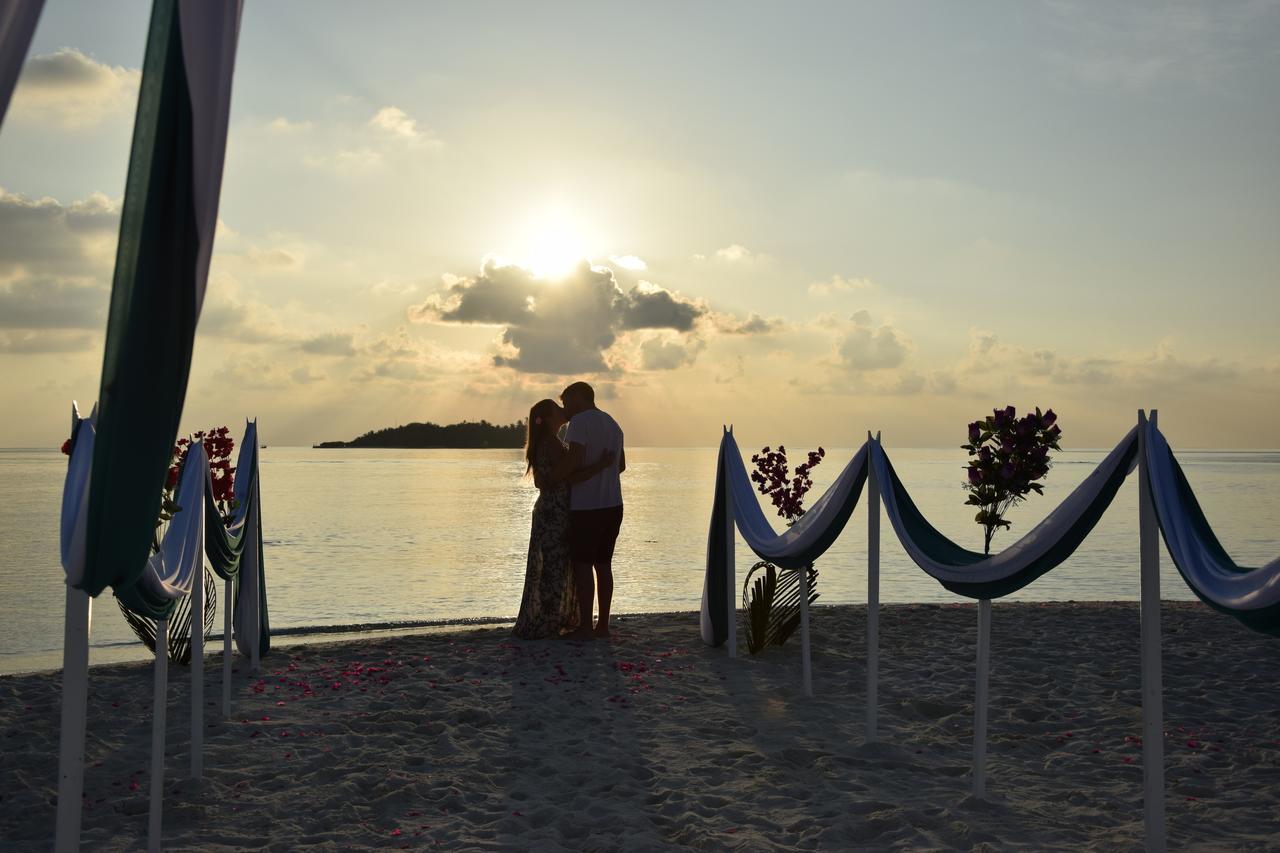 Araamu Hotels Maldives At דיפושי מראה חיצוני תמונה